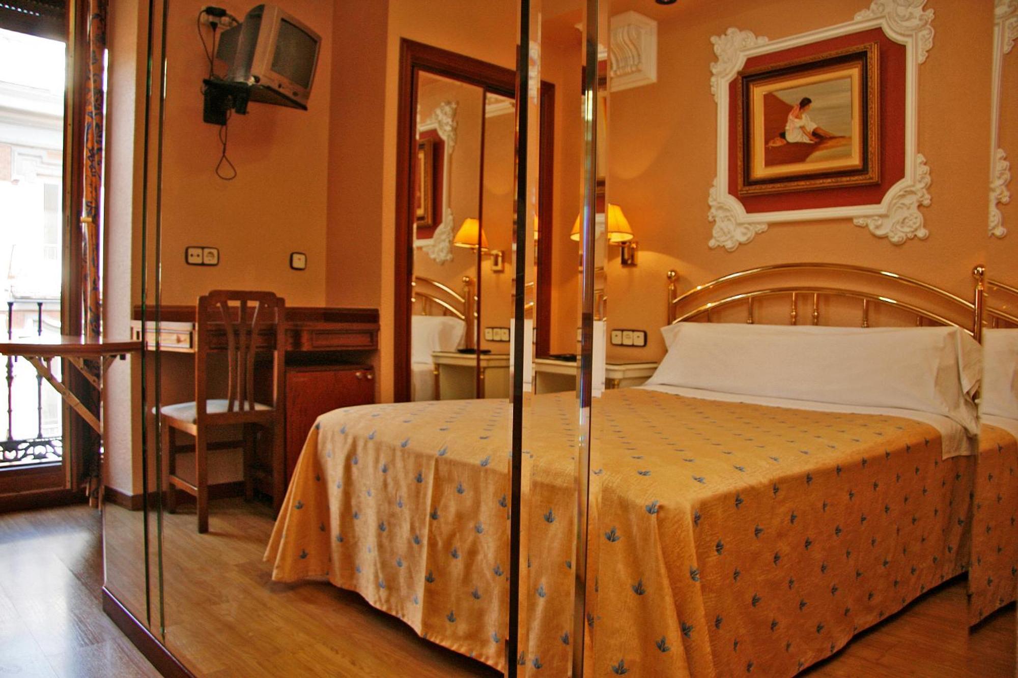 Hostal Victoria III مدريد المظهر الخارجي الصورة