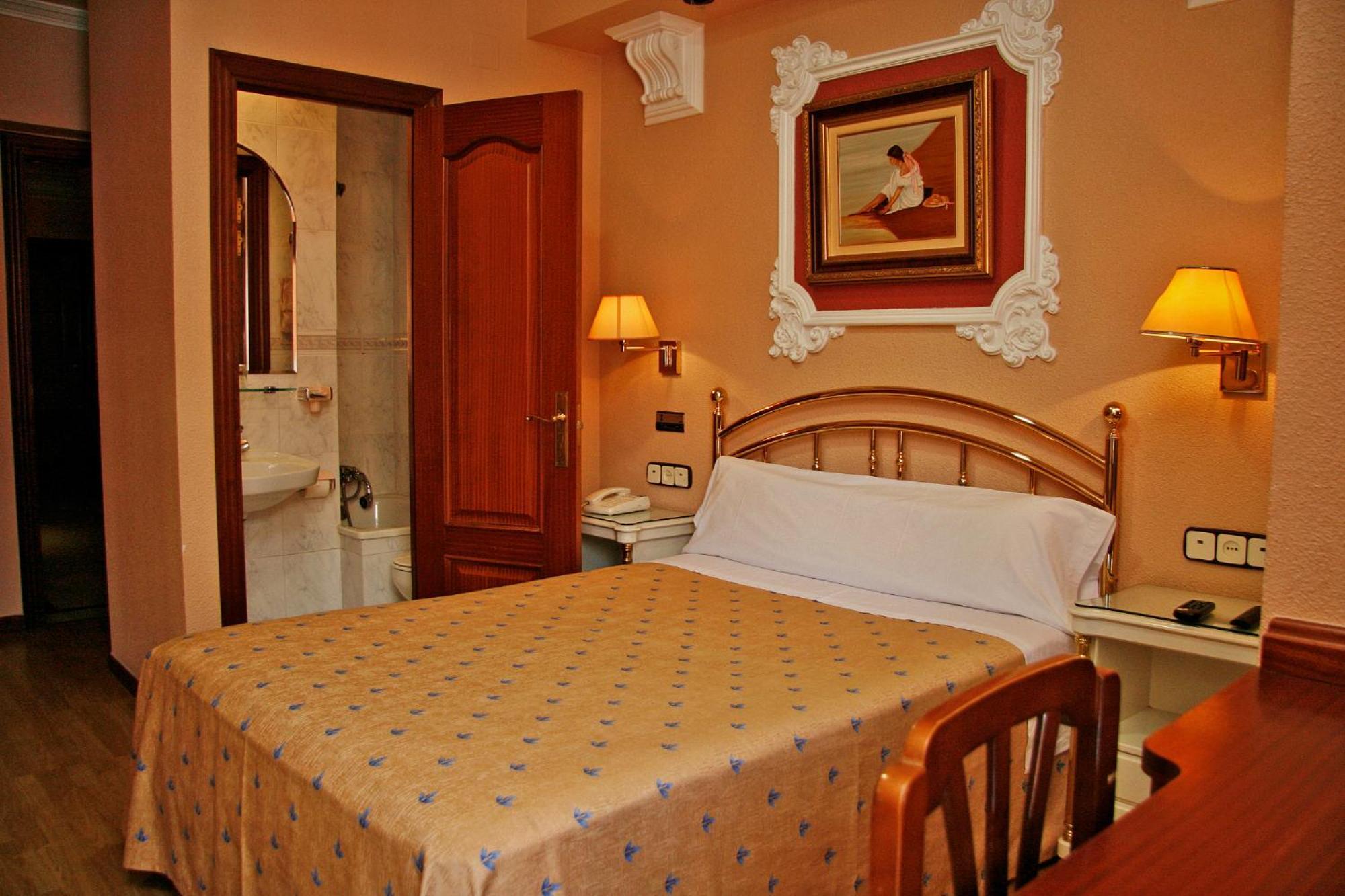 Hostal Victoria III مدريد المظهر الخارجي الصورة